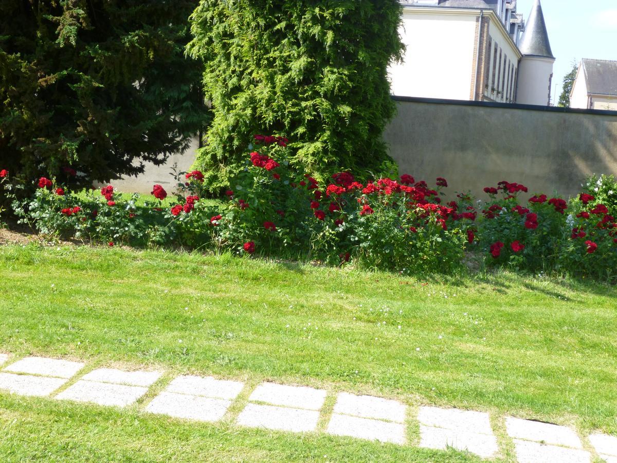 Etape Zen Hotel Illiers-Combray Bagian luar foto